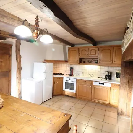 Casa vacanze Maison De Caractere Avec Terrasse, Proche Nature Et Activites, Ideale Famille, Chiens Bienvenus - Fr-1-742-209 Lapeyrugue